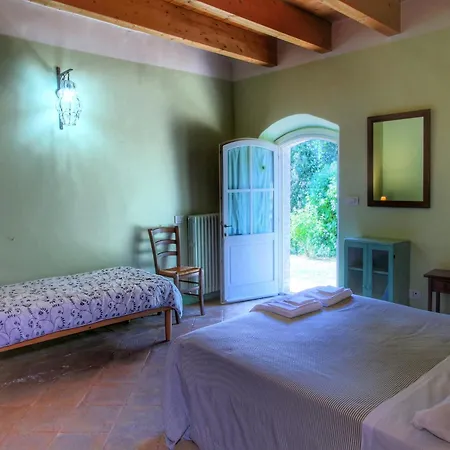 Picturesque Holiday In With Pool Assisi