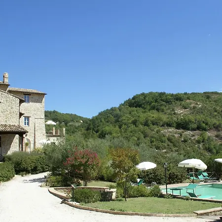 Picturesque Holiday In With Pool