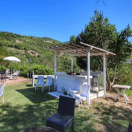 Picturesque Holiday In With Pool Holiday home