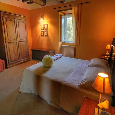 Casa vacanze Picturesque In With Pool